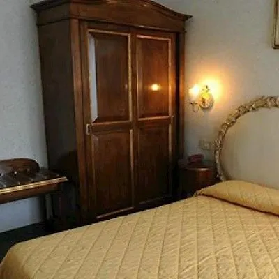 Hotel Villa Kinzica Pise Italie